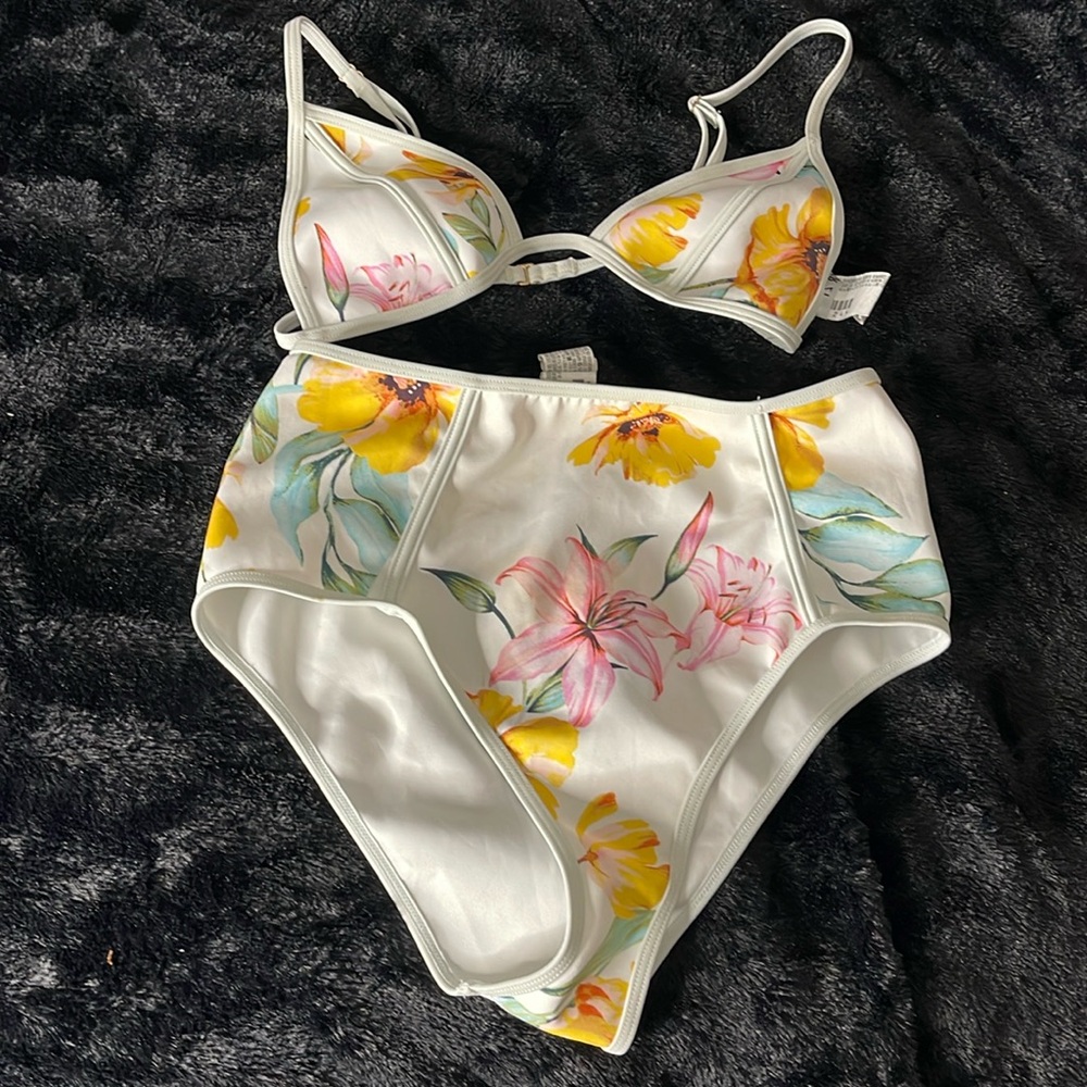 Women’s 2pc Bikini Bathing Suit Multi Colored Colorful Swim Pool Party Vaca